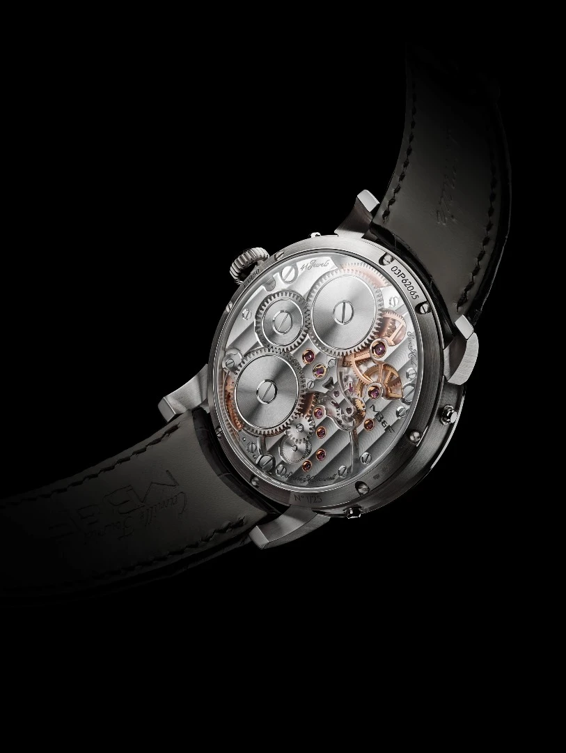 The Legacy Machine Perpetual shows off its movement