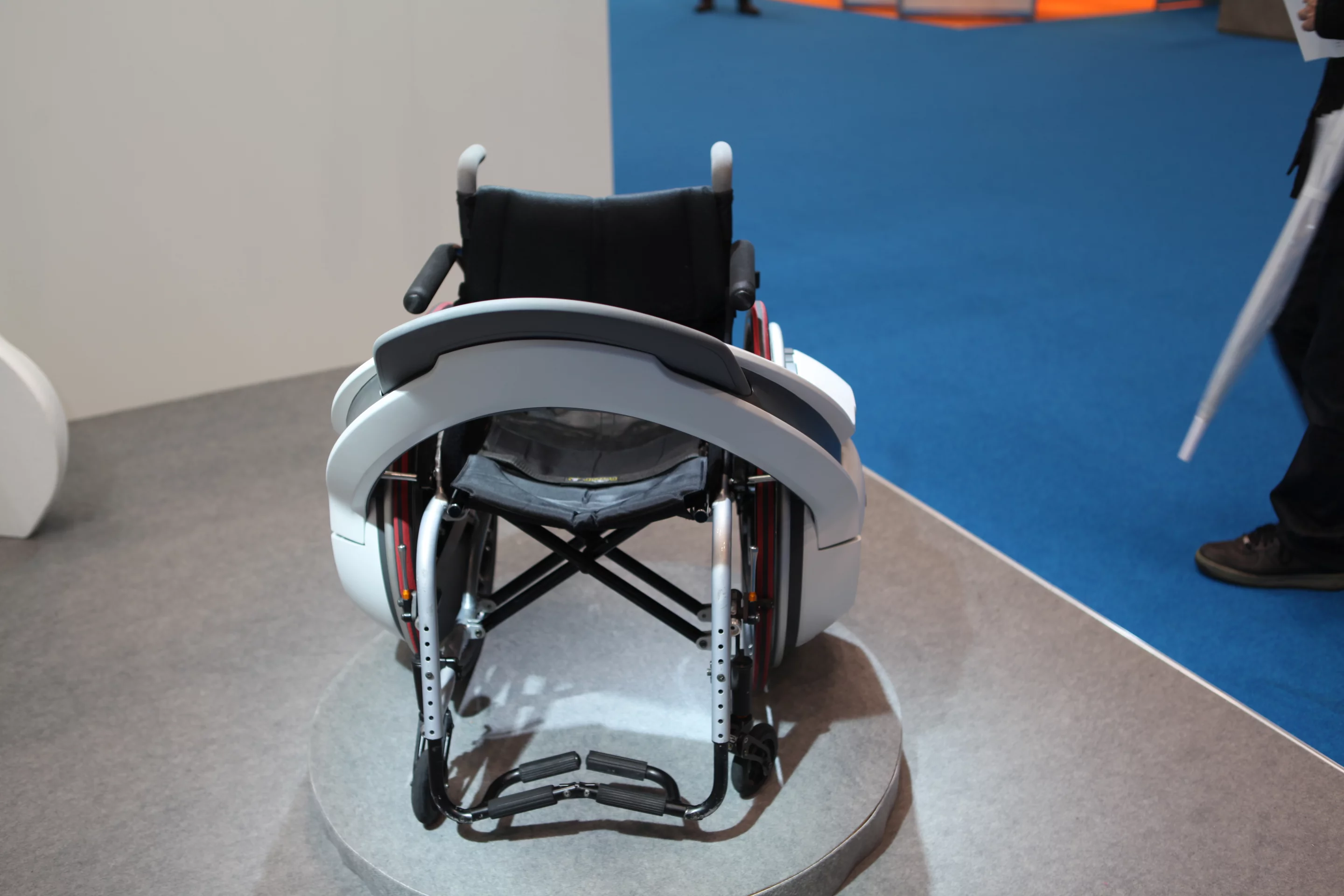 The WHILL on display at the Tokyo Motor Show (Photo: Gizmag)