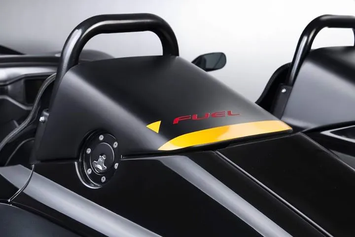 Dedicated graphics and new wheels set the E10R apart
