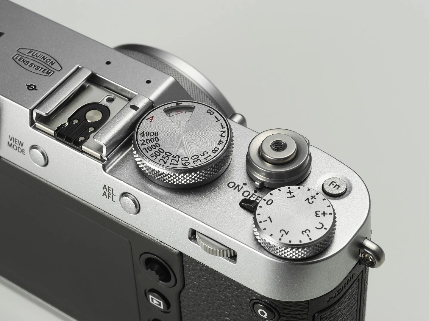 The Fujifilm X100F retains the knobs and dials which some enthusiast photographers love
