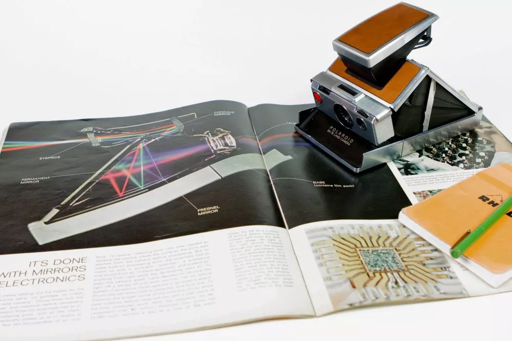 Photojojo offers to replace a non-working ones at the request of a customer