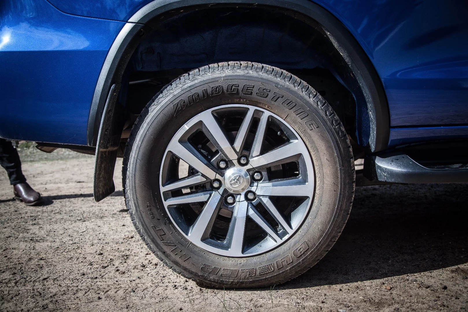 The Fortuner sits on coil springs instead of the Hilux's leaf-sprung rear end