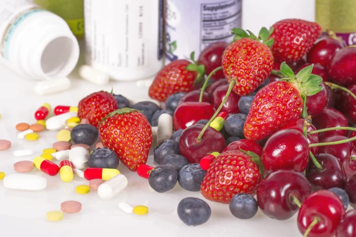 If you need to take antibiotics, a simple shift in your diet could help reduce the pills' effects on your gut health
