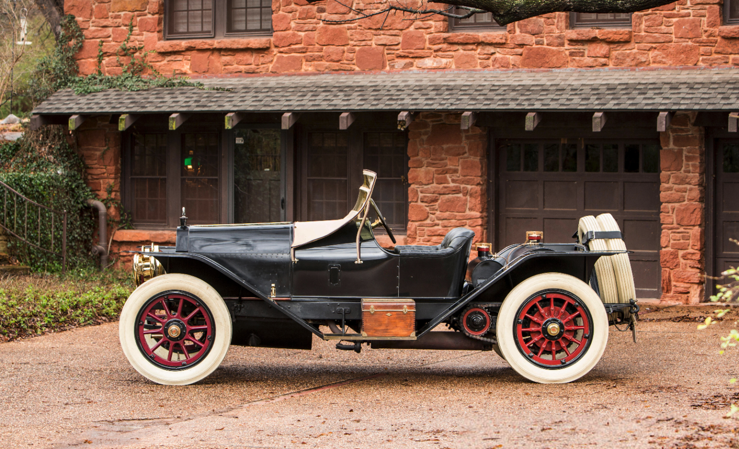 $885,000 | 1914 Simplex 50Hp "Speedcar" | Auction House: Bonhams | Lot 266