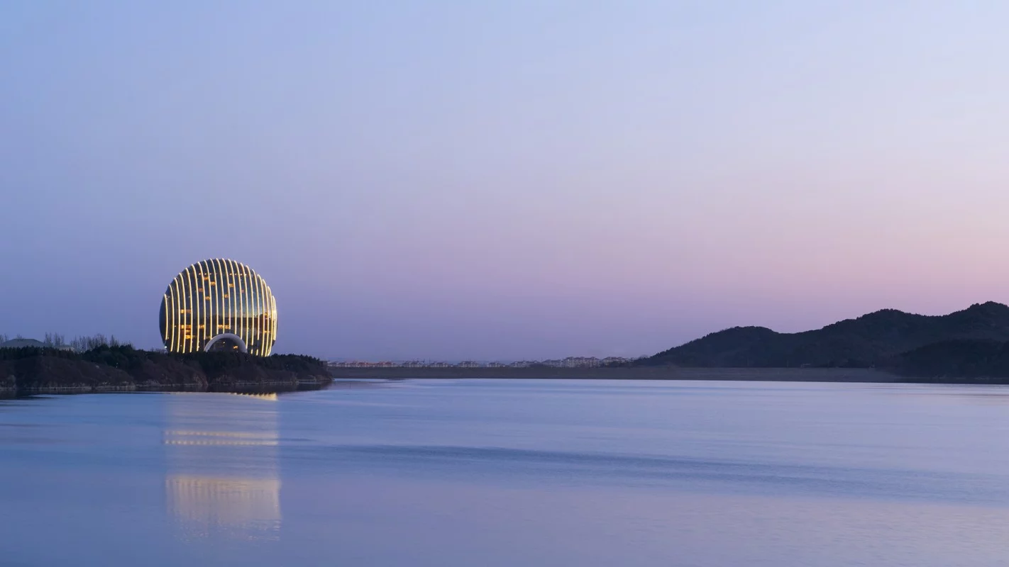 The Yanqi Lake Kempinski Hotel is 97 m (318.2 ft) high and has 21 floors