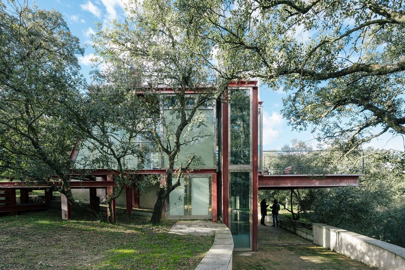 The Hidden Pavilion has a total floorspace of 70 sq m (753 sq ft)