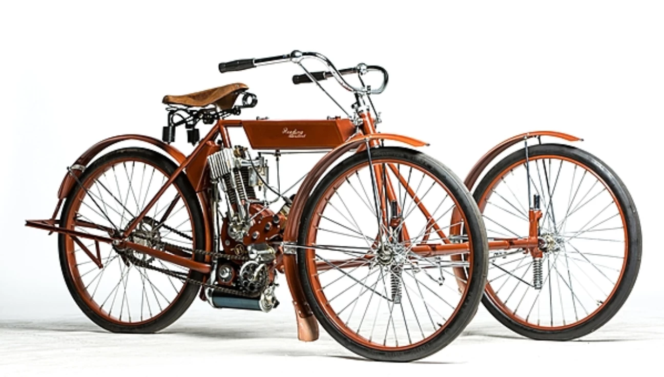 This 1908 Reading Standard Single Tri-Car (Lot S115) is estimated to fetch between $65,000 and $85,000