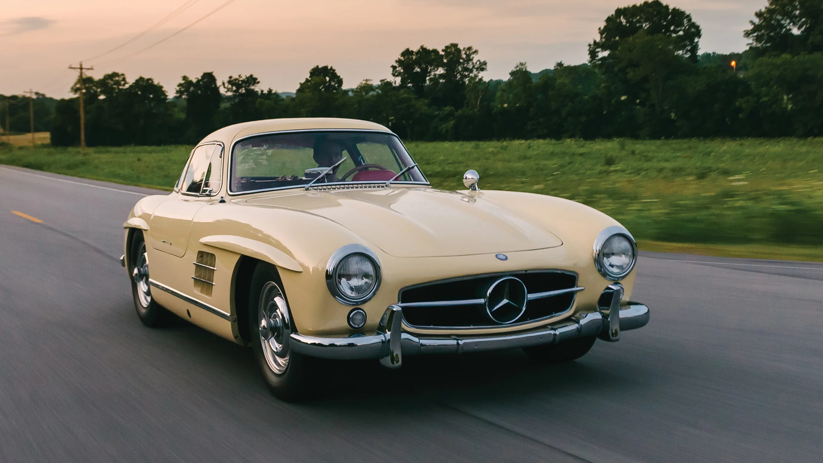 1955 Mercedes-Benz 300 SL Gullwing, estimated to sell for US$1,000,000 - US$1,400,000. Official Auction Description and Images