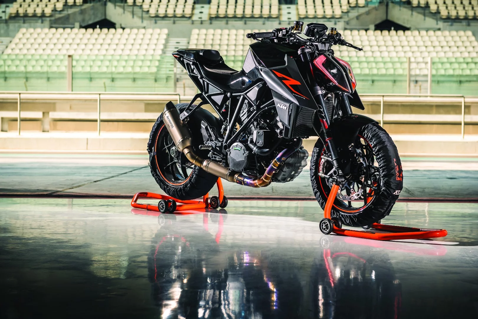 2017 KTM Super Duke 1290 R: an early upgrade to the baddest naked bike on the planet