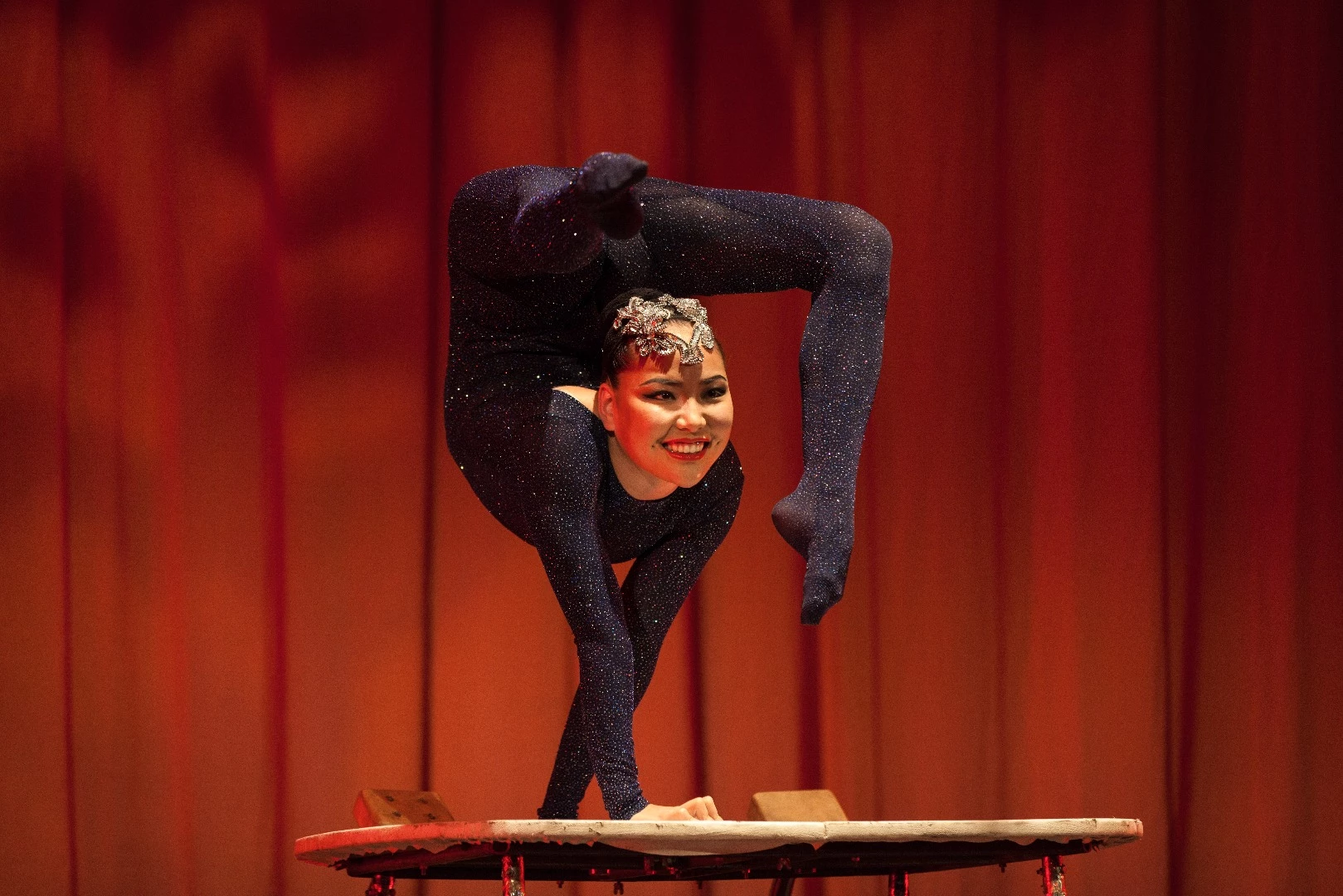 Mongolian National Song and Dance Academic Ensemble, Ulaanbaatar - adult contortionist