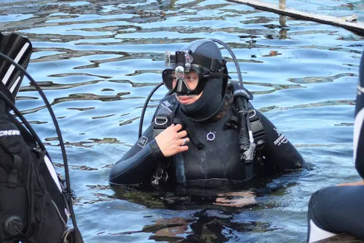 A functioning Maoi prototype in use