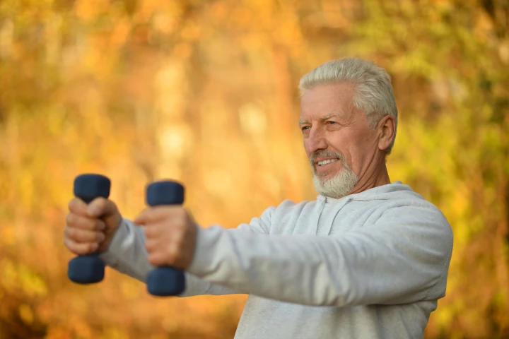 A new study suggests that the effectiveness of healthy lifestyles in driving weight loss might not diminish as much as thought as we grow older