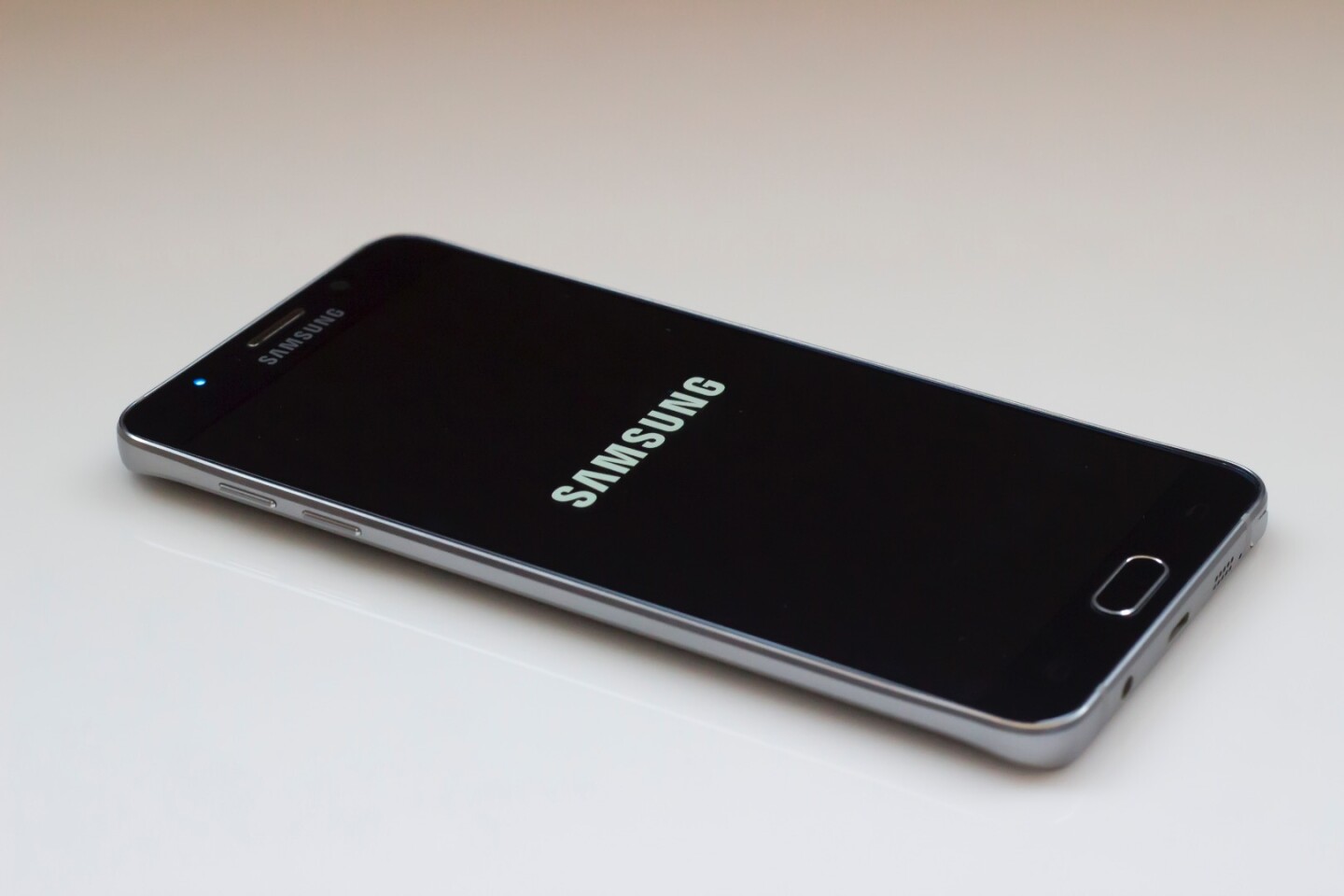 Samsung went full premium with its 2015 flagships