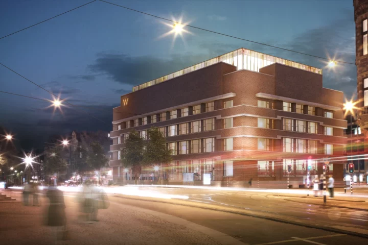W Amsterdam is located close to Dam Square and the Royal Palace
