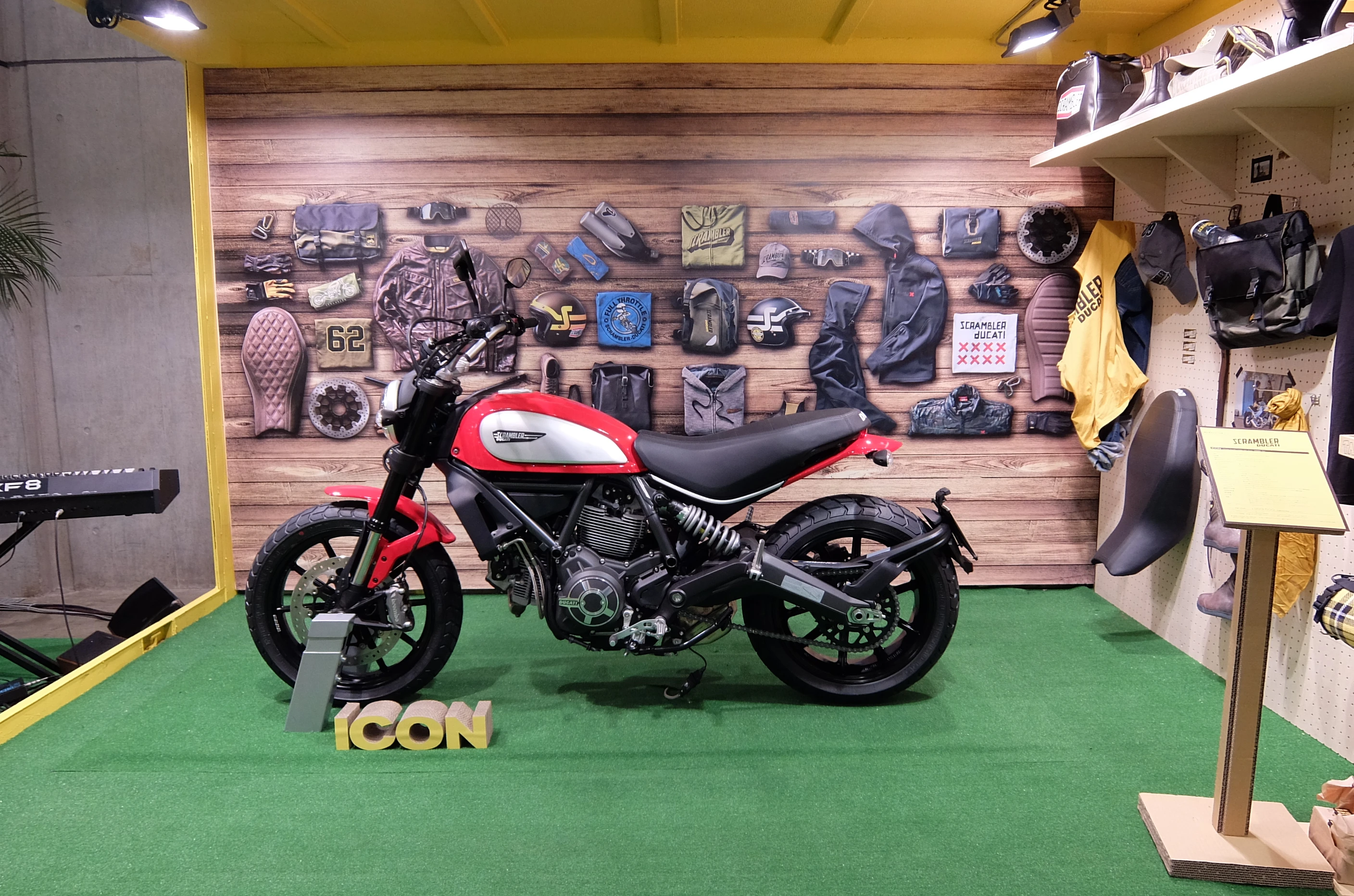 Ducati Icon (Photo: Stephen Clemenger/Gizmag.com)