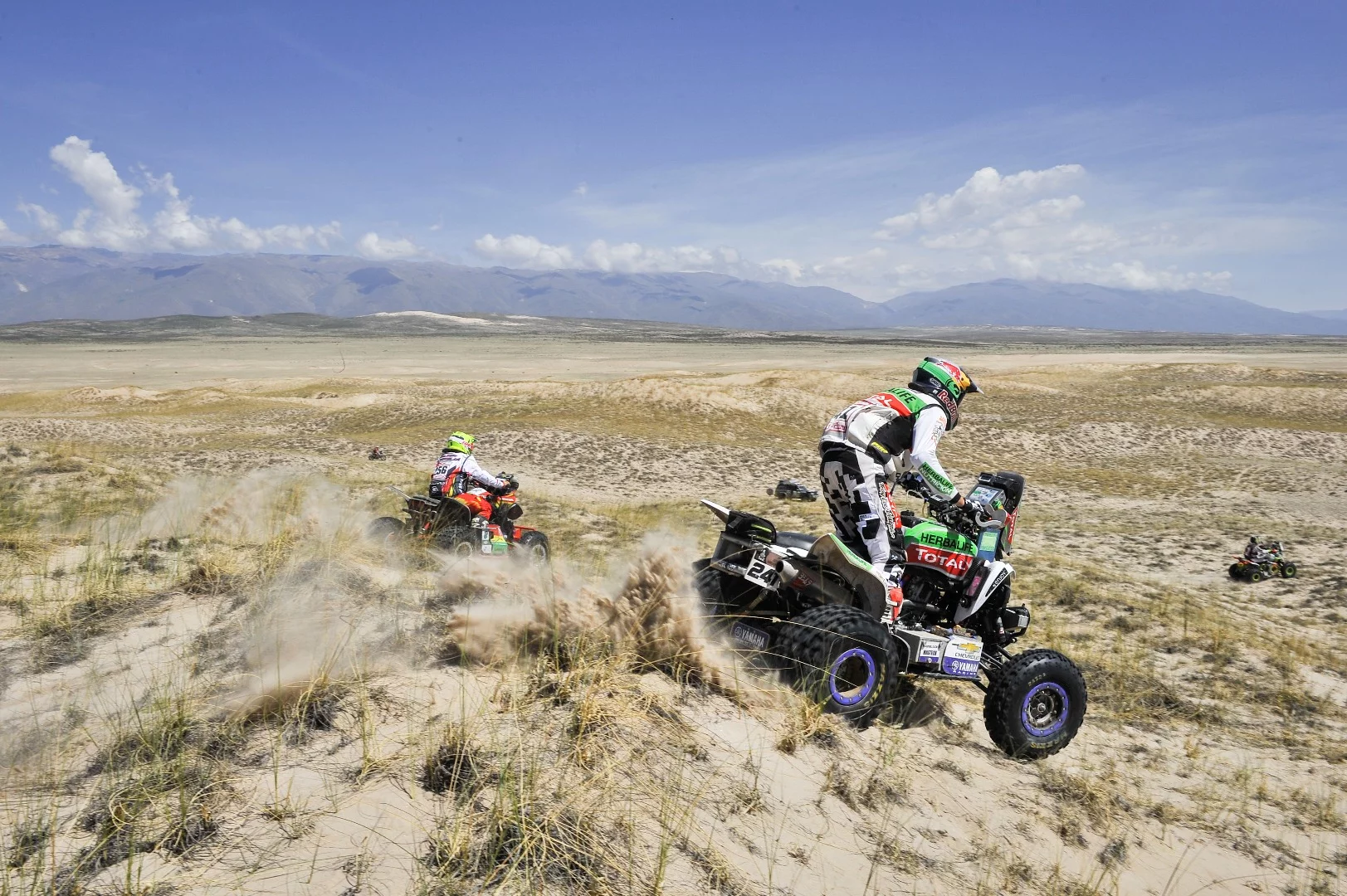 Ignacio Casale and other quad racers tear through the Stage 10 terrain