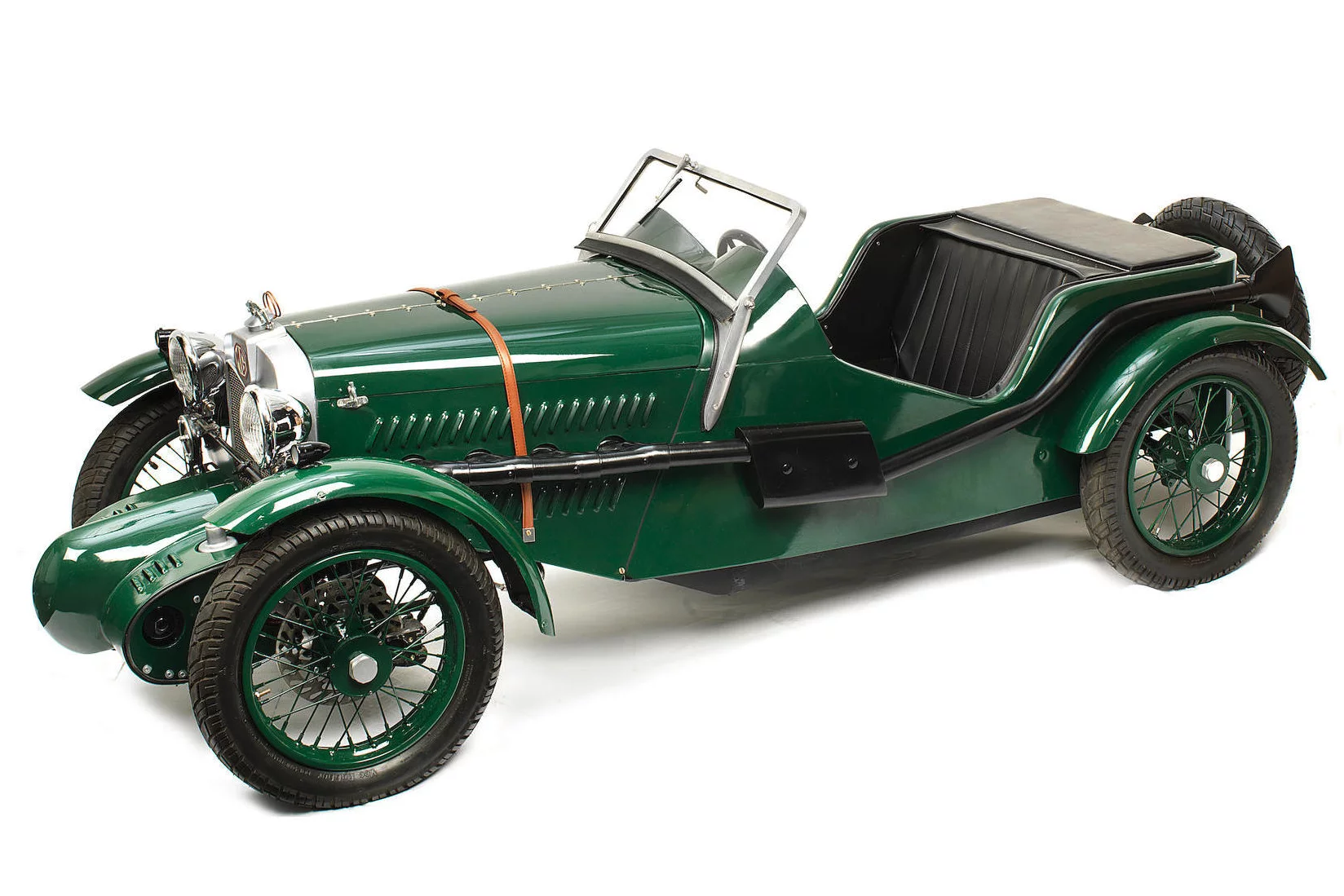 1933 MG J2J4 | Estimate: £4,500 to £5,000 ($5,500 to $6,000)