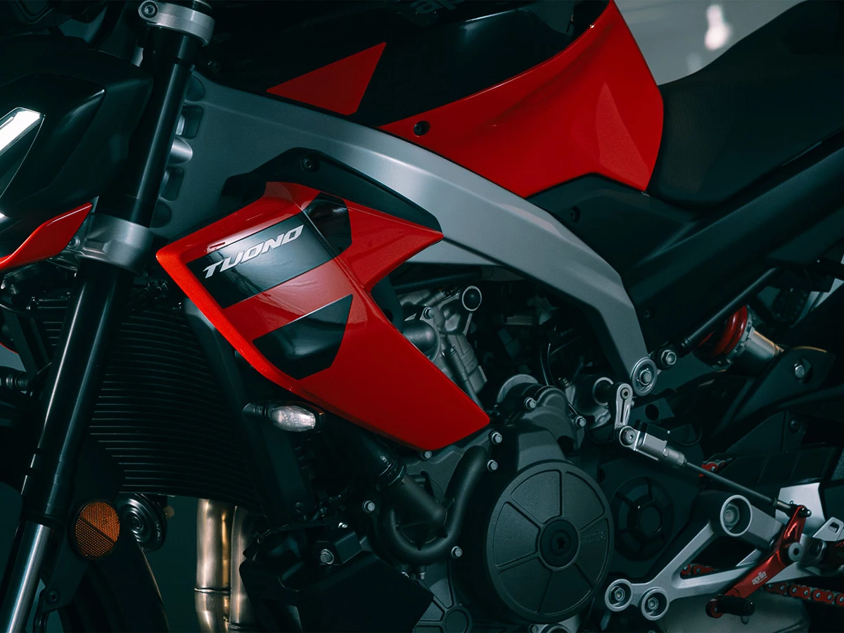 Aprilia says the Tuono 457 is the only bike in this segment to get an all-aluminum frame
