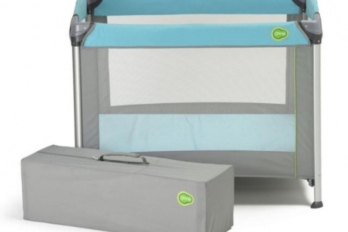 World's Lightest Portable Travel Cot and Playpen