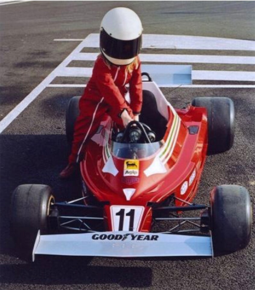 70 vintage pedal cars lead to record sale of automobilia collectibles