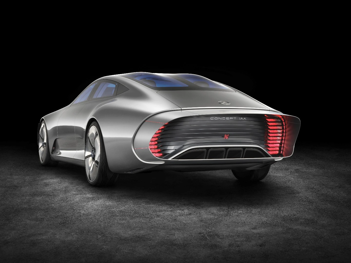 As well as the extending tail section, the Concept IAA's wheels and front bumper alter at speed