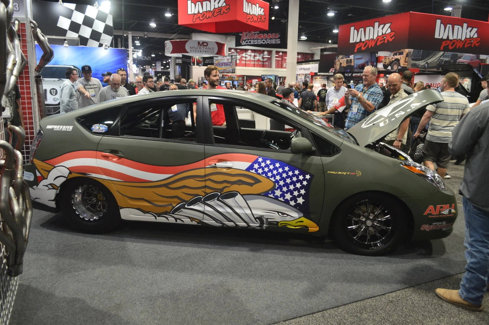 We weren't necessarily expecting to see a Prius build-out at SEMA, but we suppose SEMA is all about expecting the unexpected