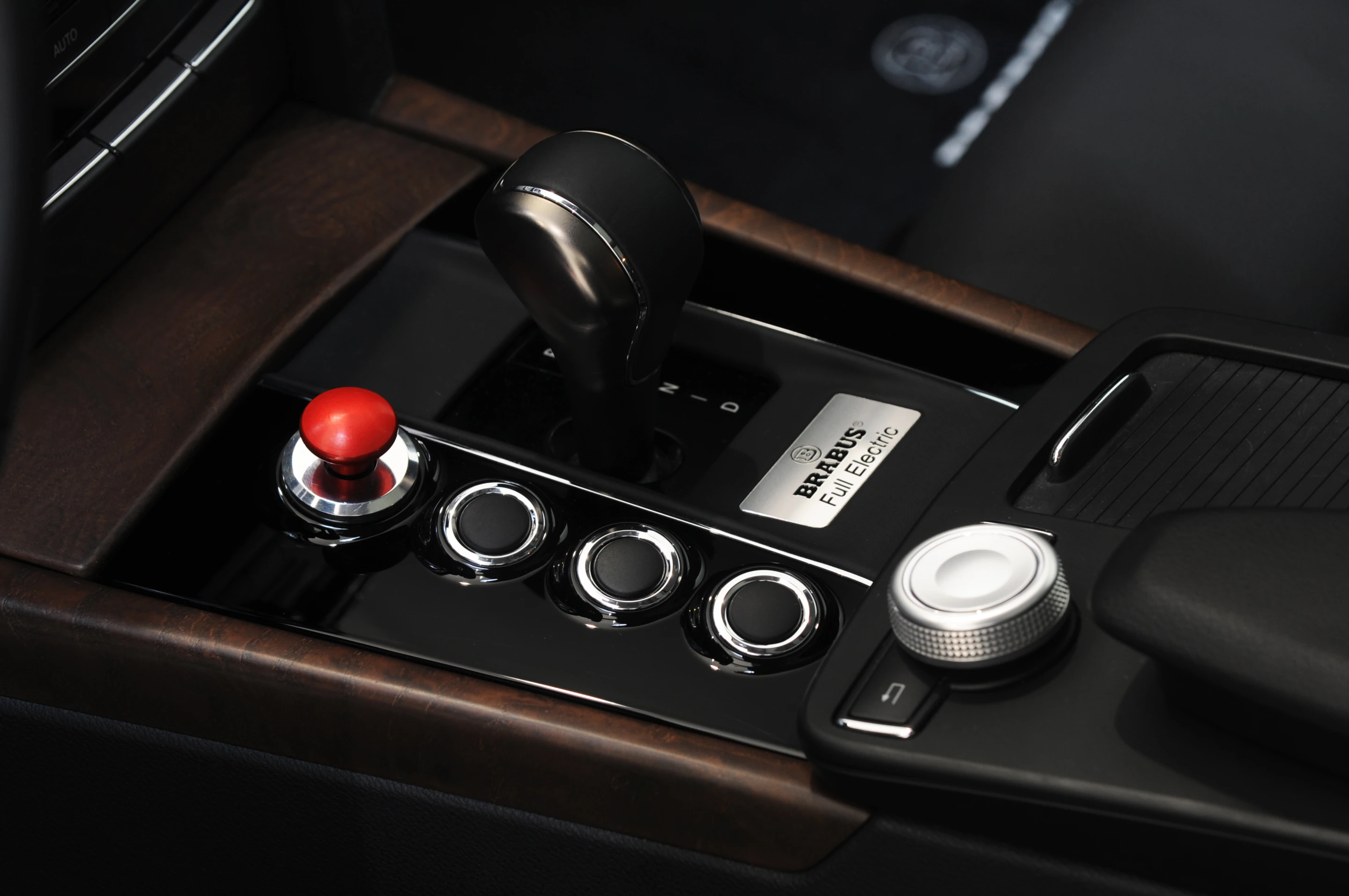 Brabus Benz receives updated knob and button treatment to accommodate the system