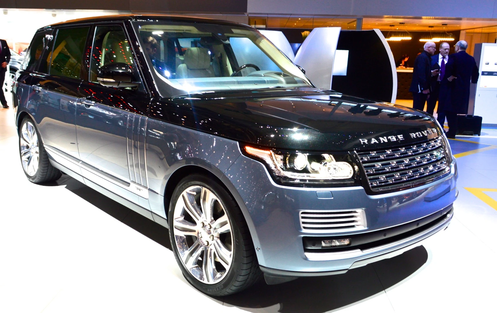 Range Rover SV Autobiography