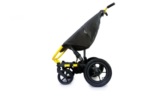 Curio Avventura stroller is designed to fit through the narrowest of passageways