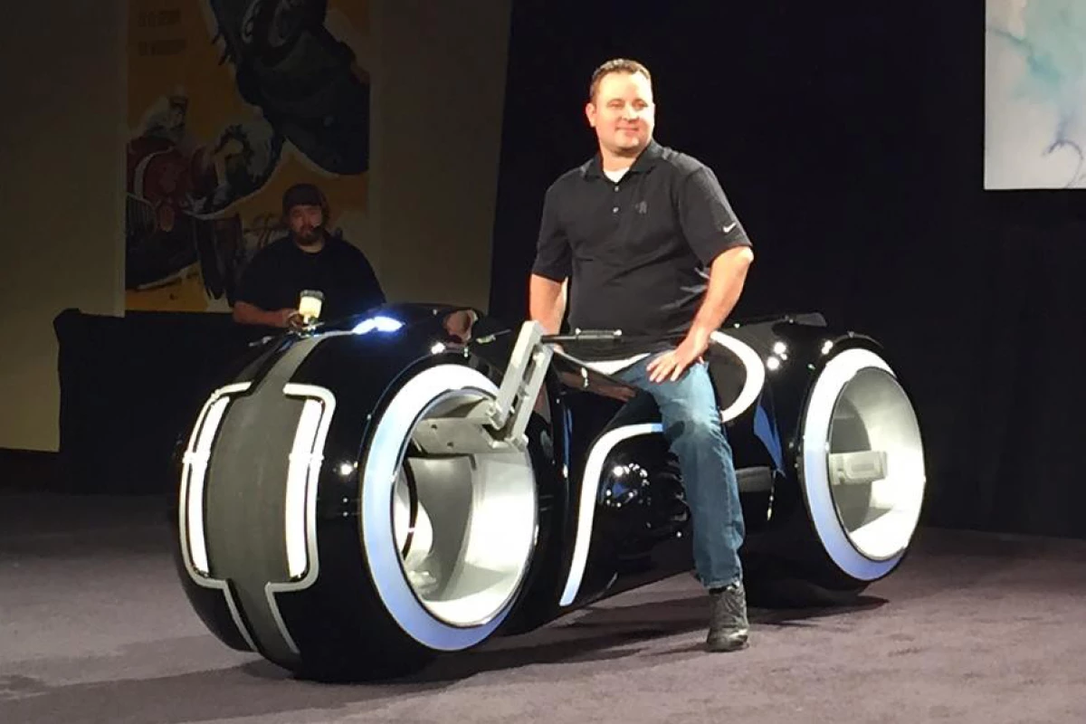 RM Auctions' pre-sale guide for the chunky electric bike put the expected price at US$25,000 to $40,000 – it sold for US$77,000 as part of the Andrews Collection auction