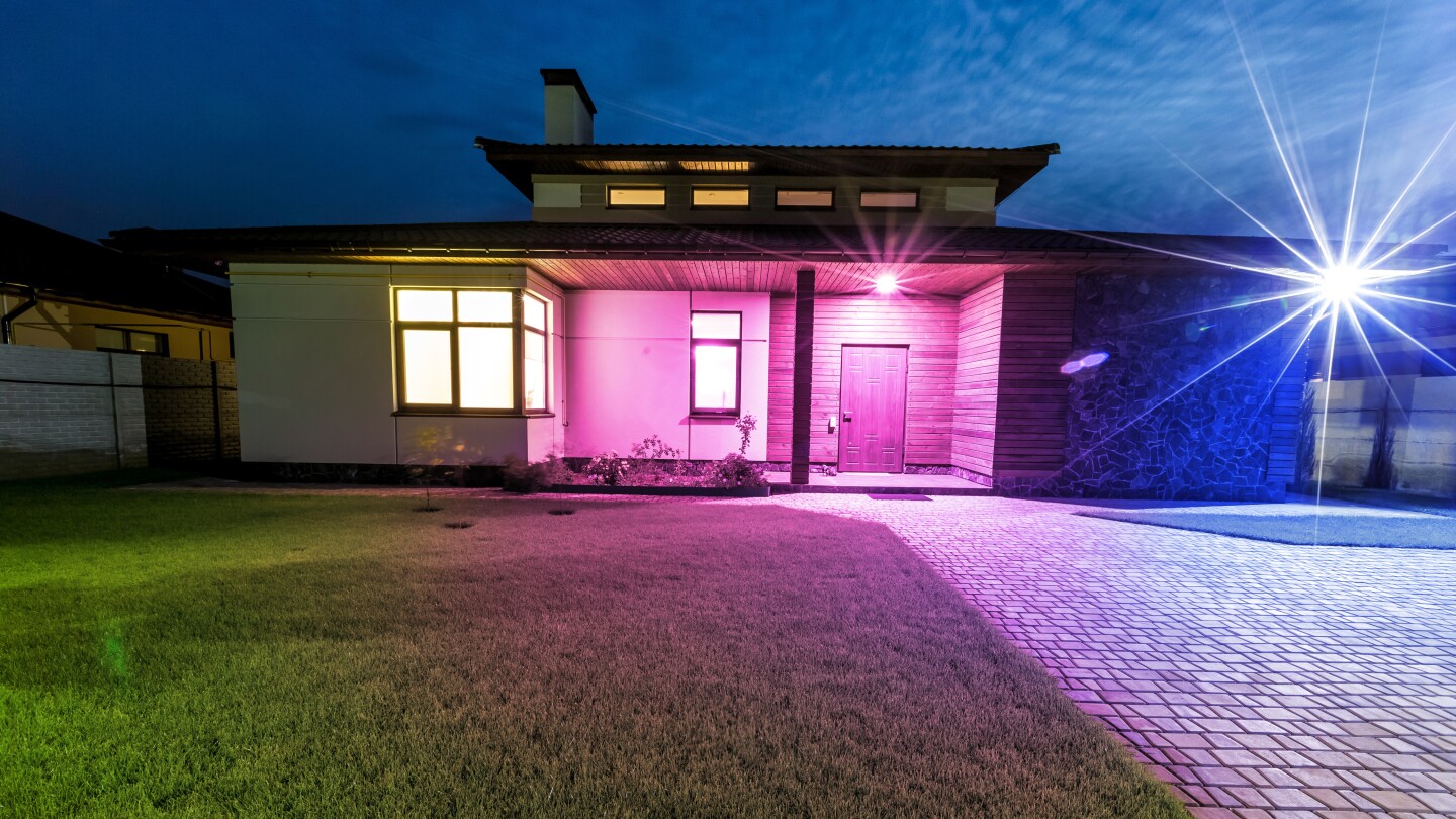 The new bulbs are color-tunable and energy-efficient, consuming just 15 watts of power while pushing out in excess of 1,000 lumens