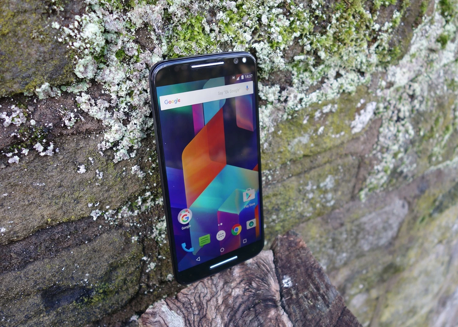 You get the usual Motorola goodies installed on board