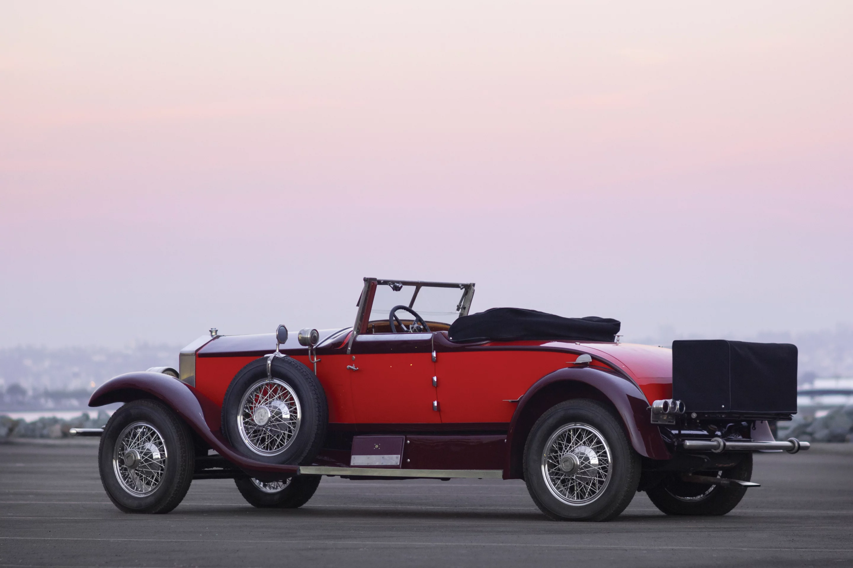 The coachwork of the Phantom I Special Roadster was completed by the Paris-based duo Hibbard and Darrin and features a split windshield for ventilation, brass bezels and inlaid interior woodwork