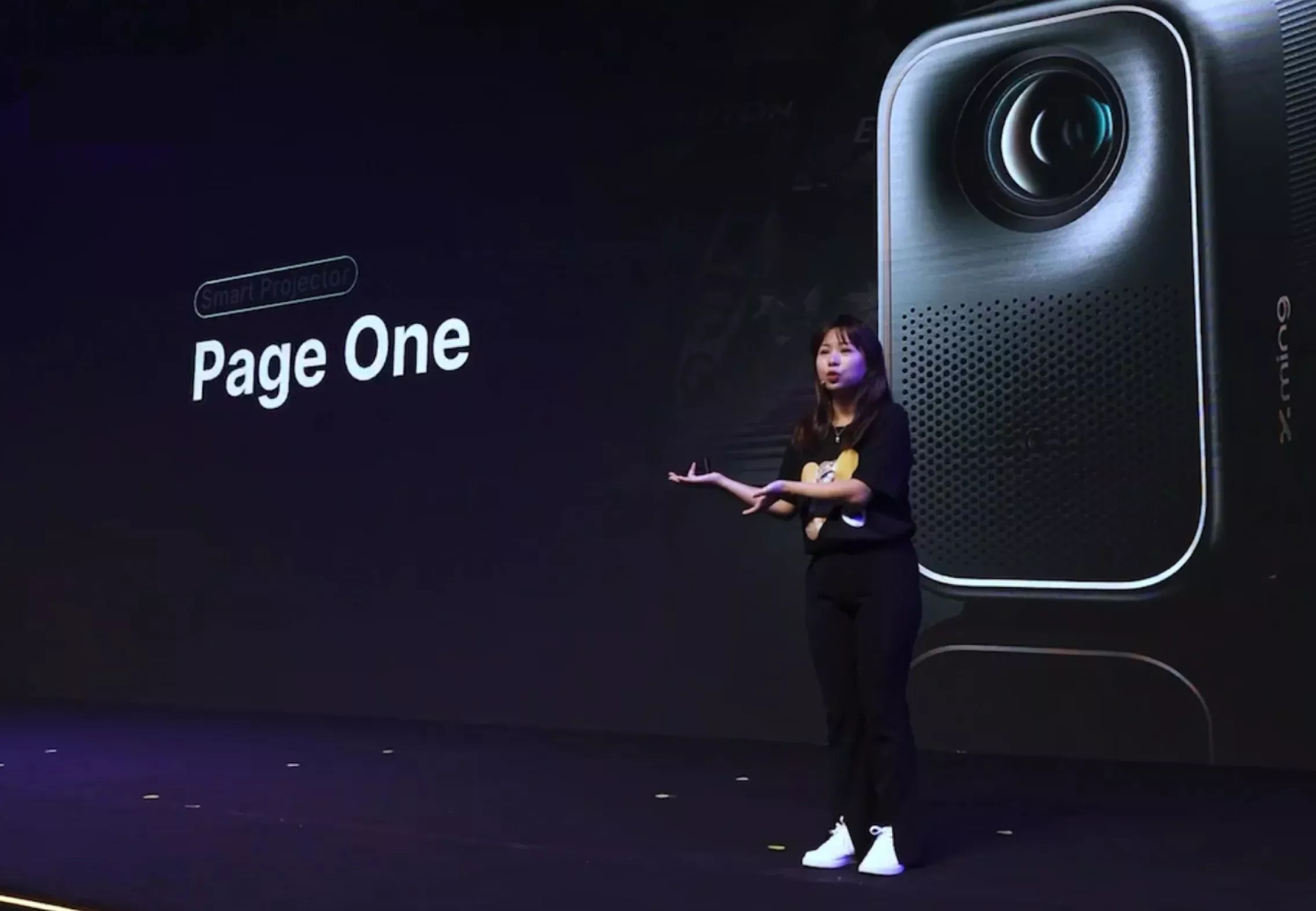 The Page One 1080p LCD projector was recently revealed at the 2023 Xming Flagship New Product Conference