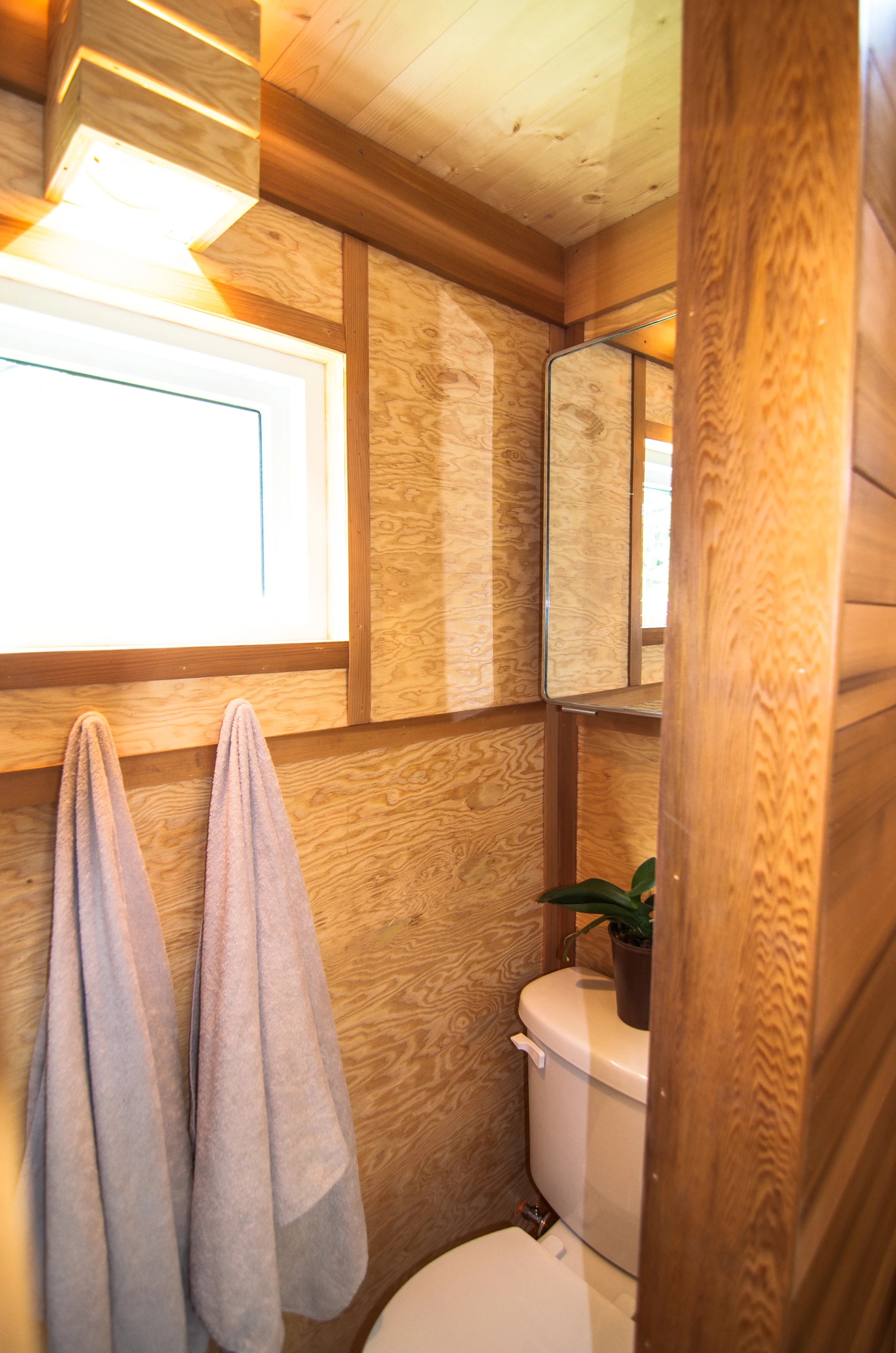 The flushing toilet can be swapped out for a composting toilet (Photo: Shelter Wise)