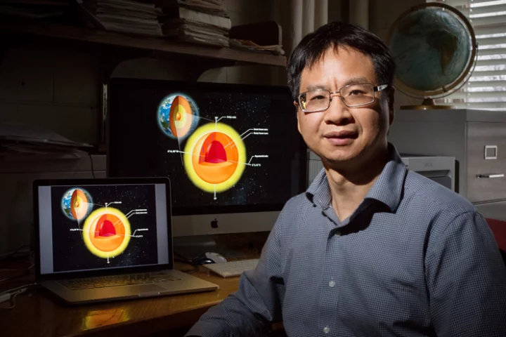 A research team led by Illinois professor Xiaodong Song has found that the Earth's inner core may be composed of two distinct layers (Photo: L. Brian Stauffer)