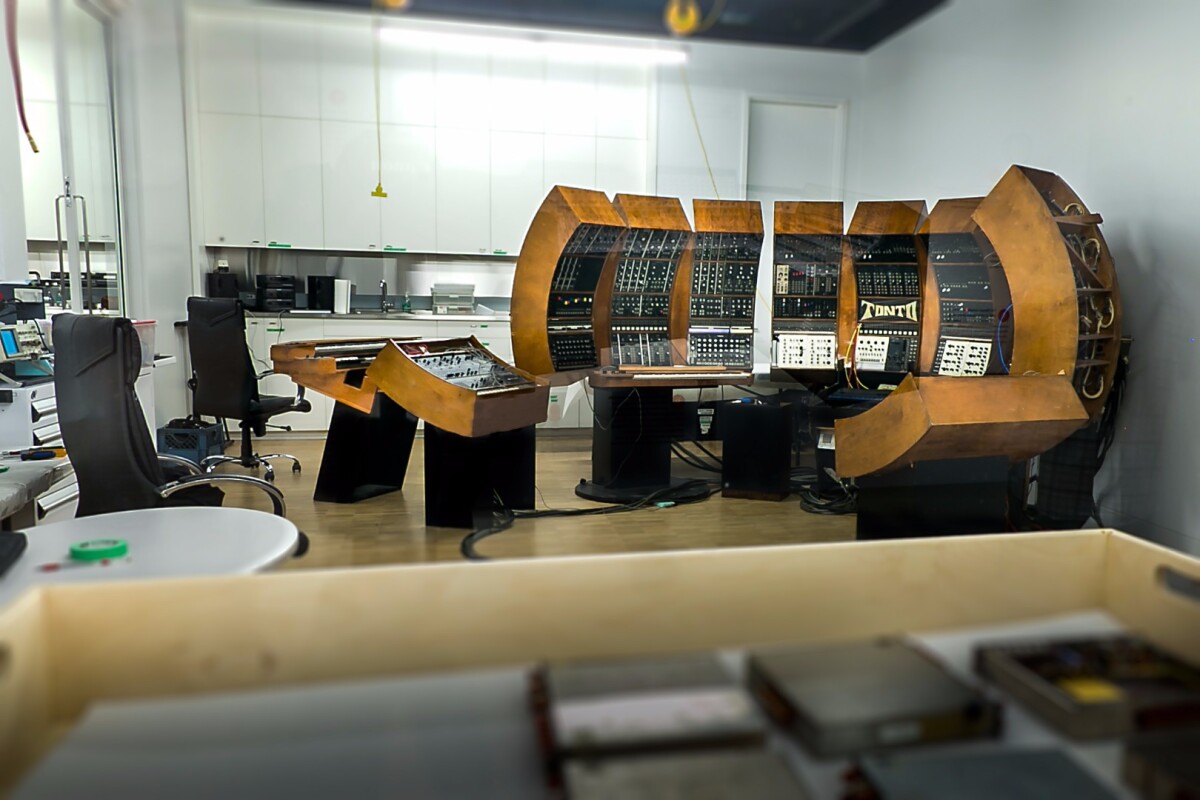 Designed by Malcolm Cecil, TONTO (The Original New Timbral Orchestra) is the world’s first and largest, multi-timbral polyphonic analog synthesizer