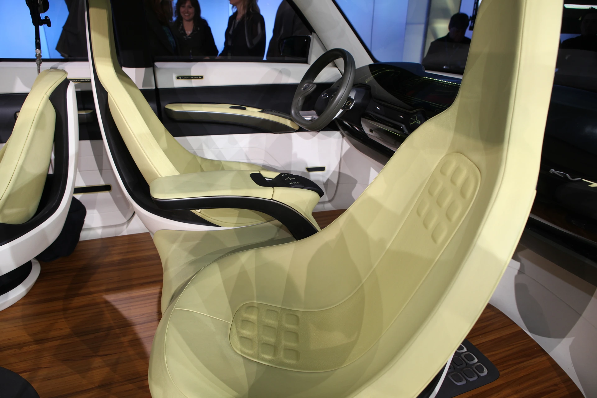 Kia KV7 Concept at the Detroit Auto Show