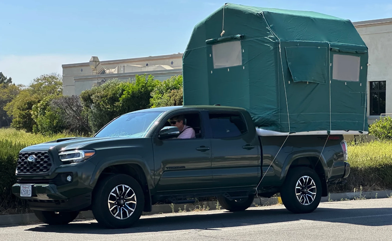 It can't be advisable to drive with the LC-8 pitched, but at least you have a place to relax