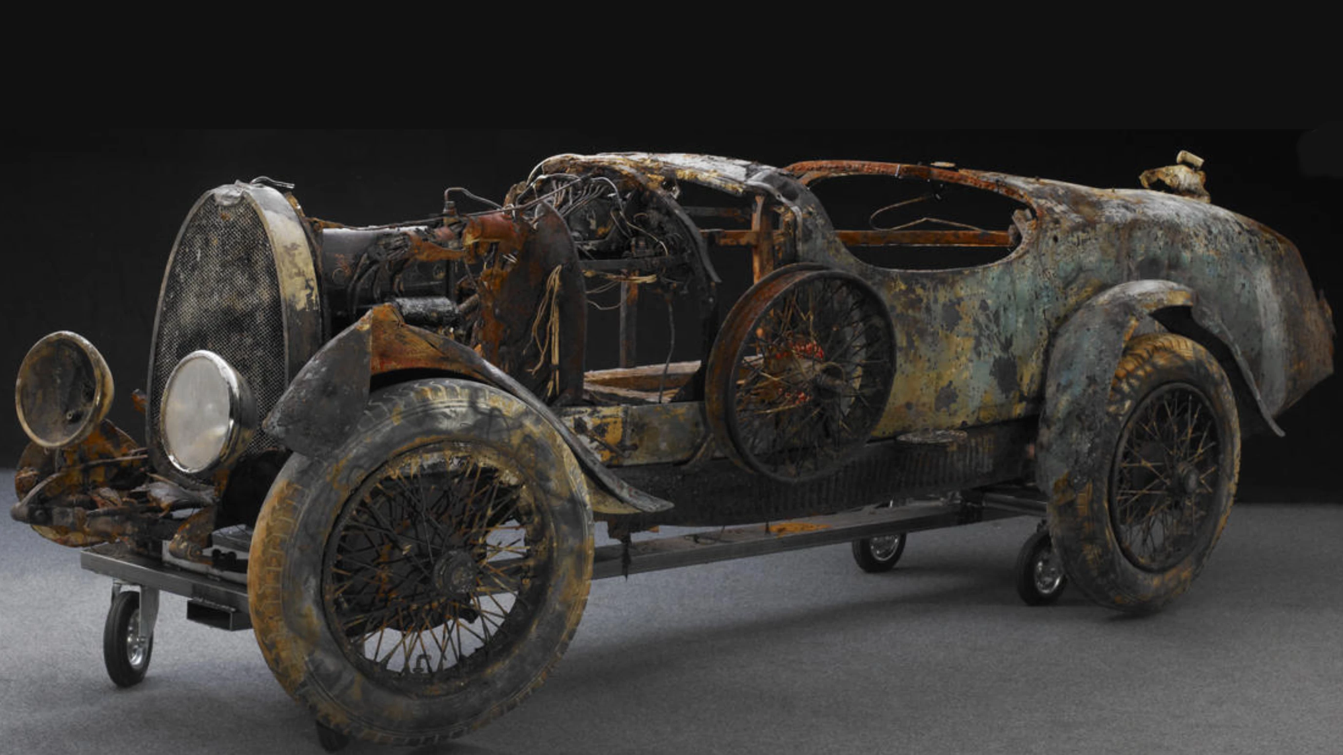 One of the most remarkable stories of automotive history closed another fascinating chapter at the third annual Bonhams Rétromobile sale on January 23, 2010 when the legendary Lake Maggiore 1925 Bugatti Type 22 Brescia fetched EUR 260,500.