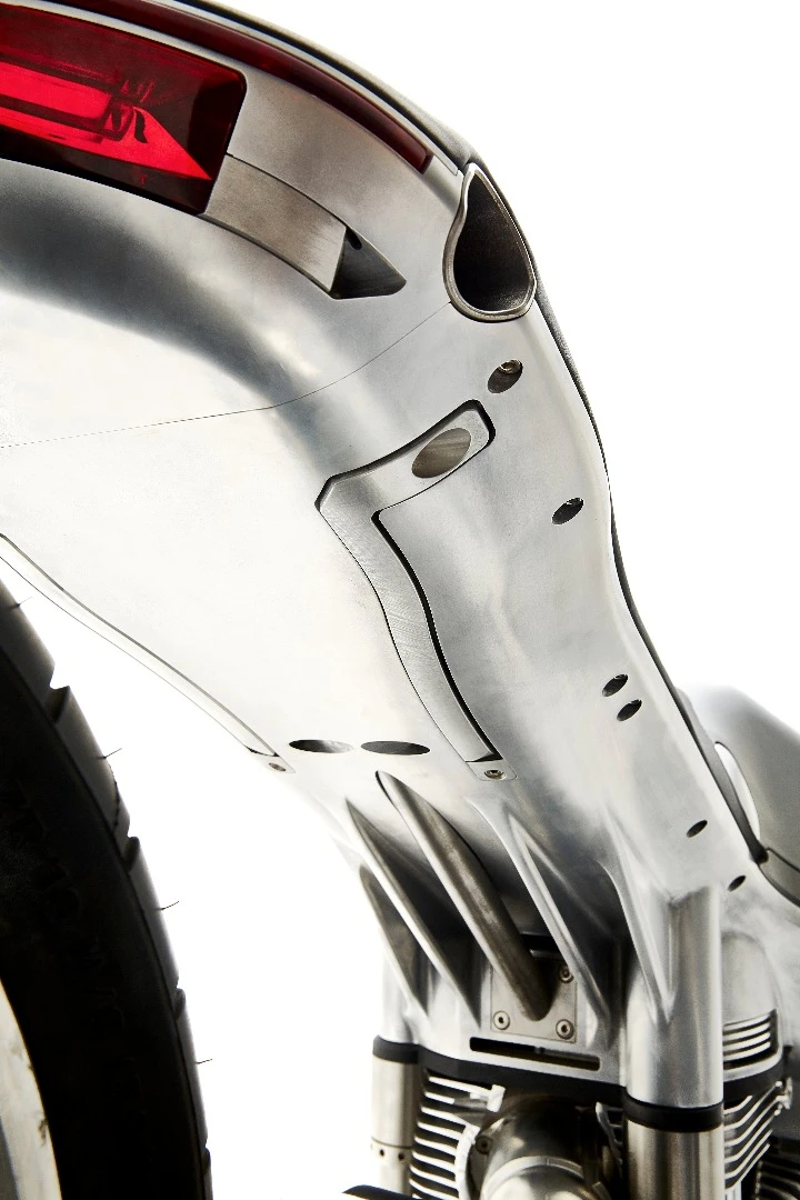 Vanguard Roadster: tail unit starts looking a bit like the Starship Enterprise when you look too close