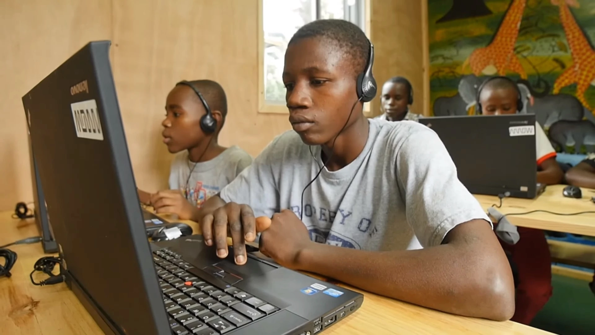 The DigiTruck is equipped with refurbished IT equipment including 20 fully configured laptops, an LED screen, a printer and two routers