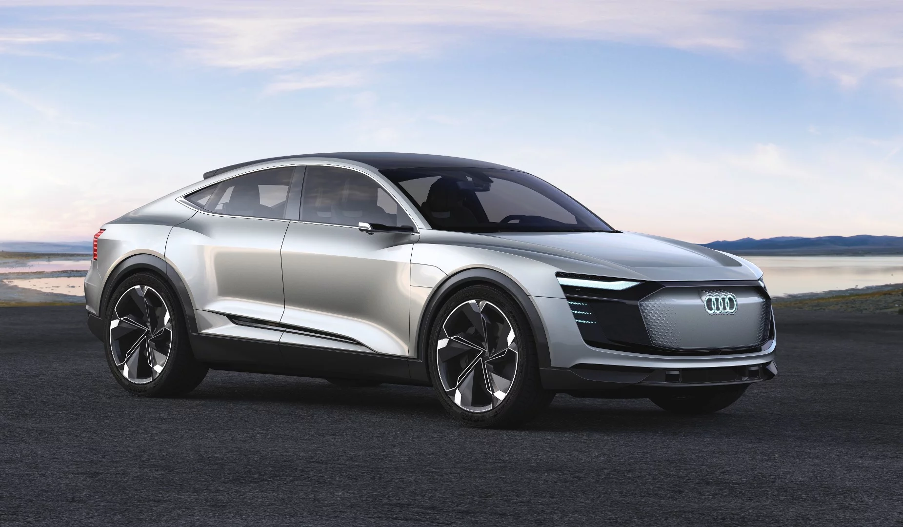 The muscular, near-horizontal fender treatments help to highlight the AWD nature of the concept