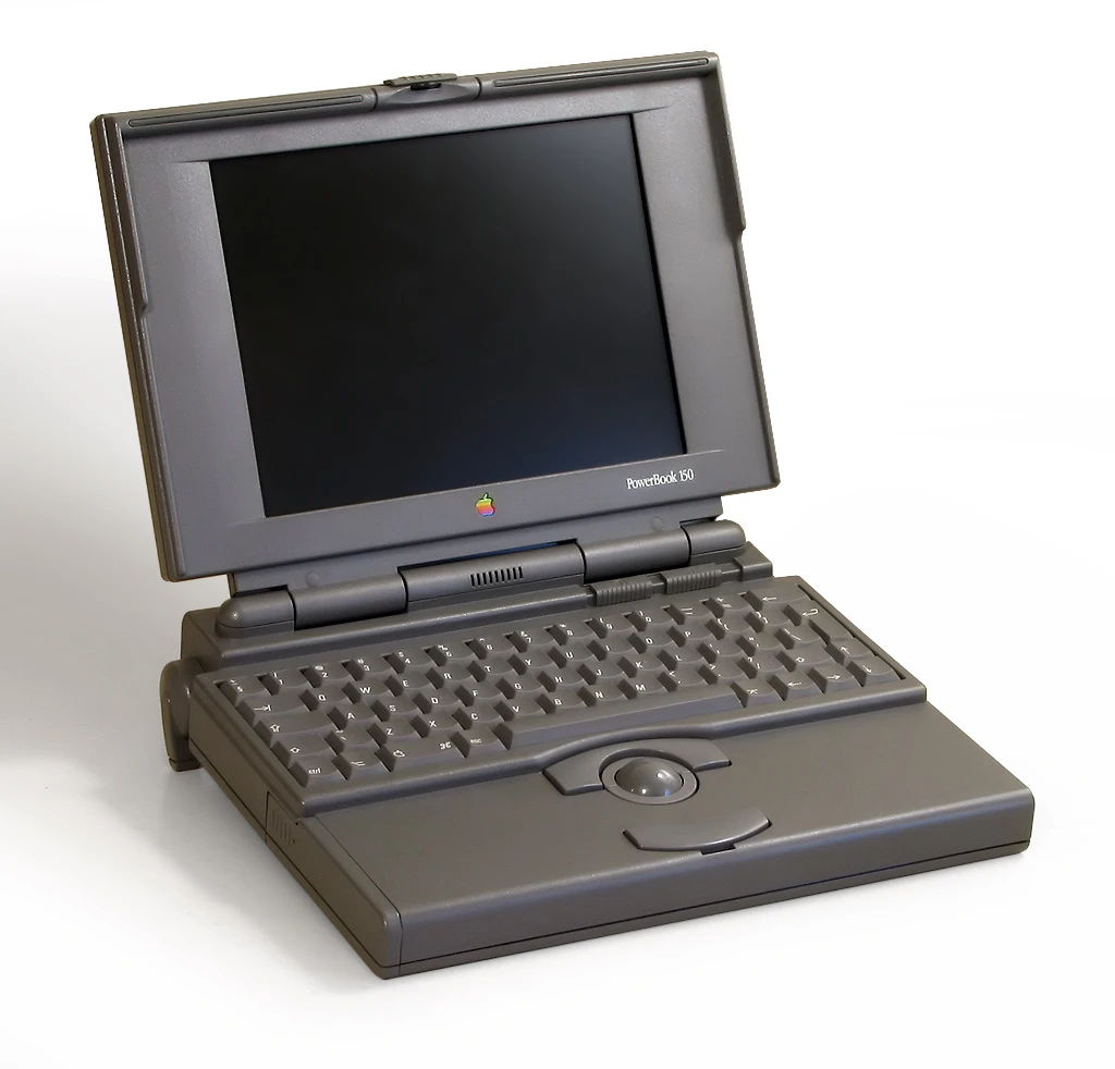 Apple's Powerbooks featured a built-in trackball with palmrests on either side