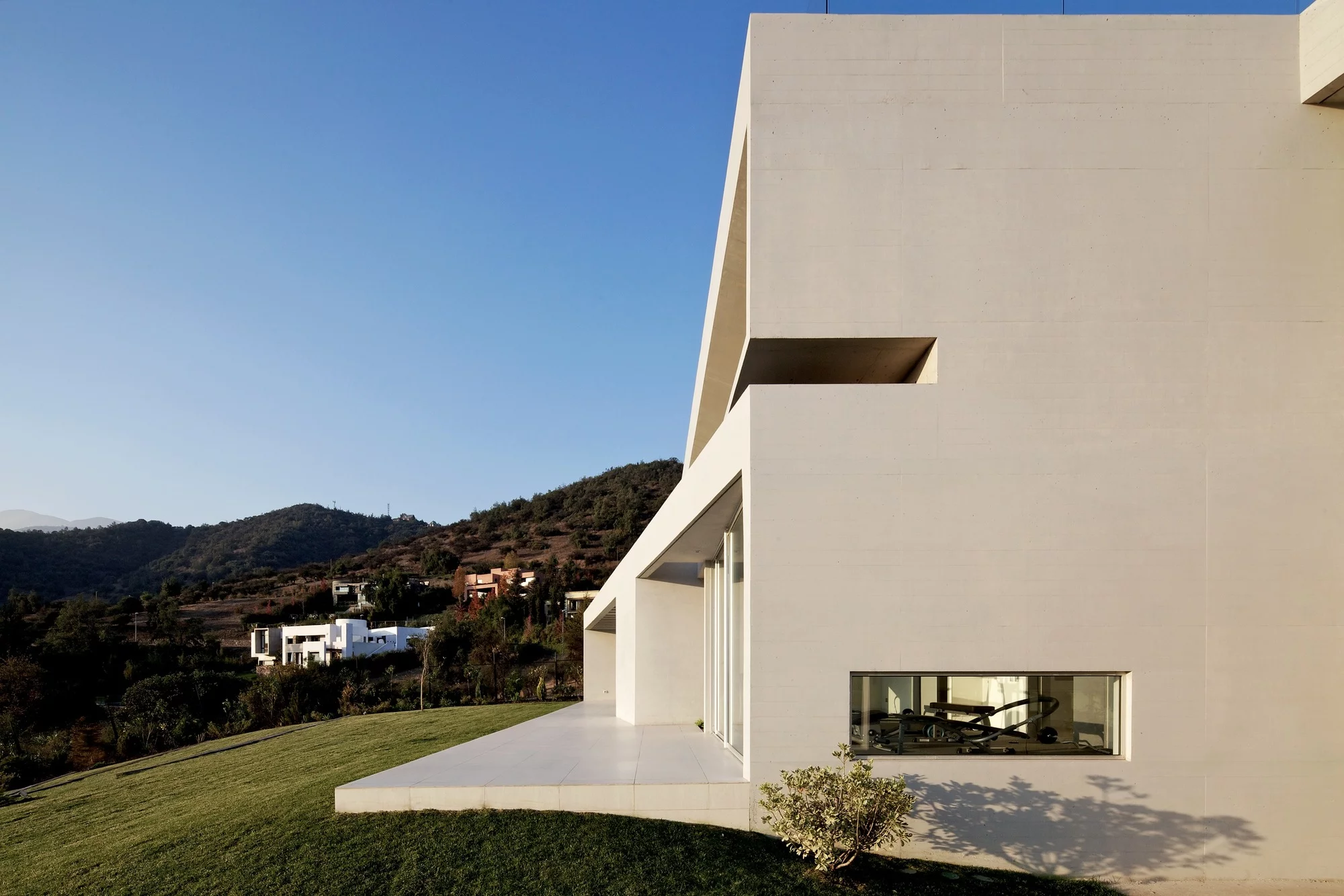 House RP features a synthetic grass roof (Photo: Nico Saieh)