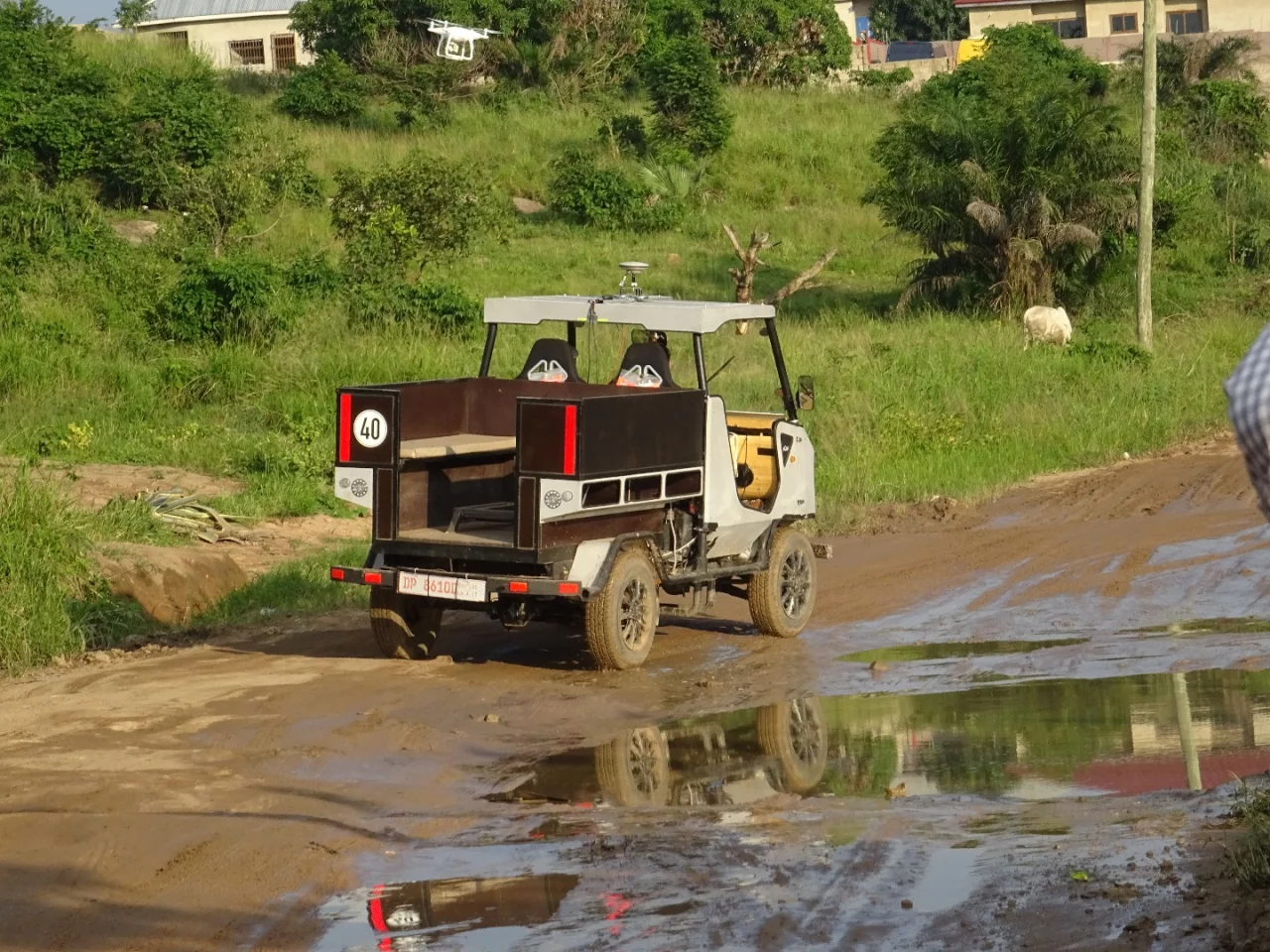 With a 20 kWh battery onboard, the aCar has an electric range of 80 km (50 mi)