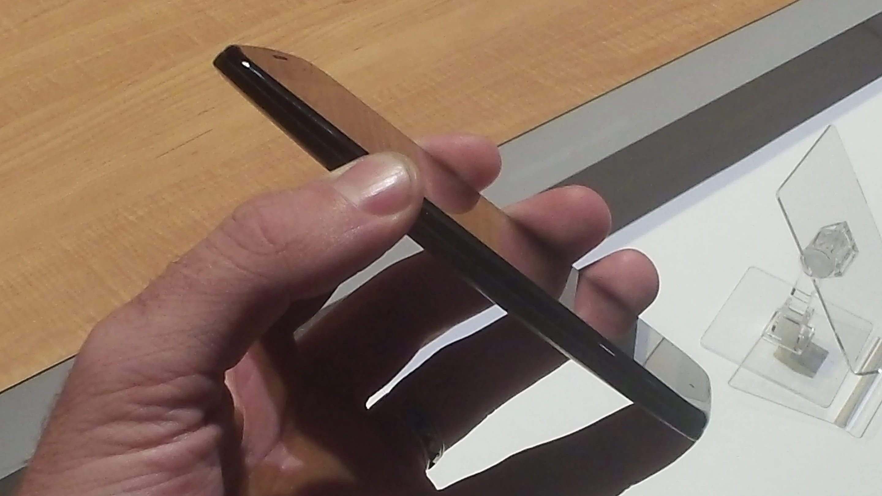At 4.7 inches, the Moto X buck the growing trend of growing smartphones