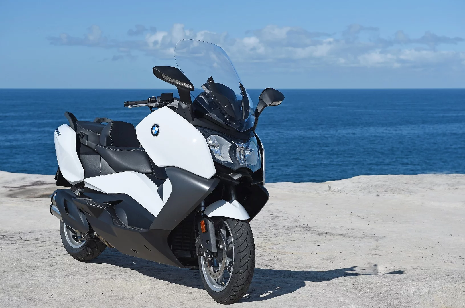 BMW's C650 GT: electronically adjustable screen slides up for freeway wind protection, and down to get out of the way when it's time to carve corners