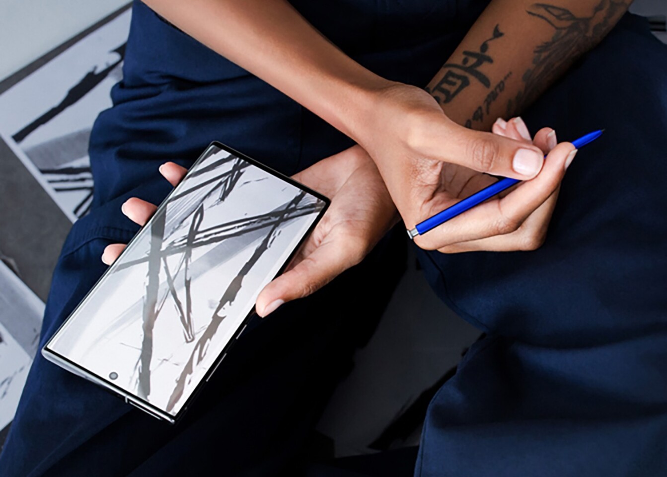 The Galaxy Note 10 S Pen works without touching the screen