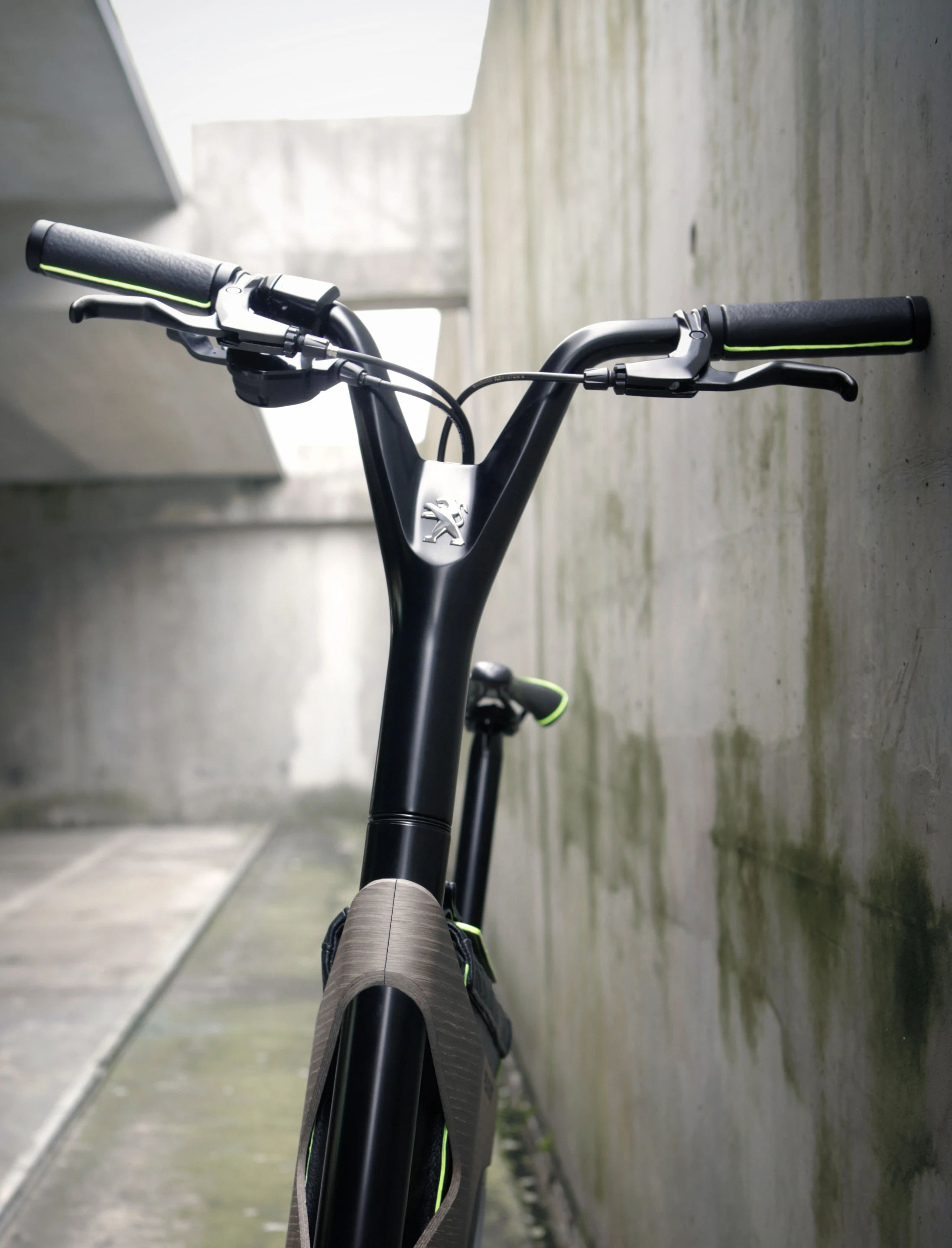 The Peugeot DL122 - the bicycle with a laptop compartment